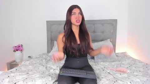 Eliza online show from January 2025 02:11:01 AM