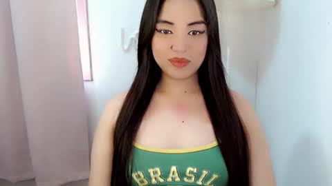 Snapshot of your_gwen22 chatting on March 2026 04:27:01 AM GWEN online show from March 2026 04:27:01 AM