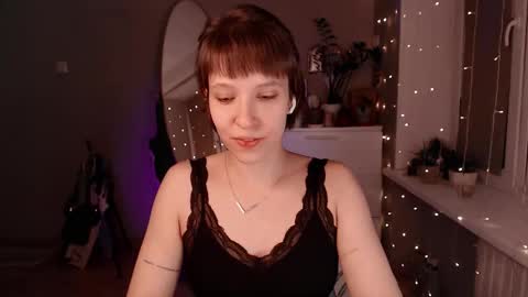 Snapshot of your_hot_ex chatting on November 2025 07:46:02 PM Alex and Kris long hair online show from November 2025 07:46:02 PM