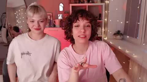 Snapshot of your_hot_ex chatting on April 2026 05:13:02 PM Alex and Kris long hair online show from April 2026 05:13:02 PM