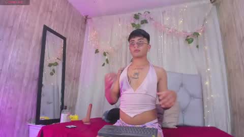 Snapshot of your_kitty_boy chatting on July 2026 08:58:01 PM your_kitty_boy online show from July 2026 08:58:01 PM