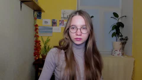 Leslie online show from December 2024 01:58:01 PM