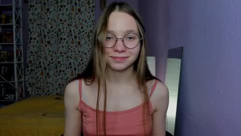 Leslie online show from March 2025 11:31:02 PM