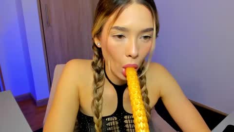 your_little_ online show from February 2025 09:50:02 AM