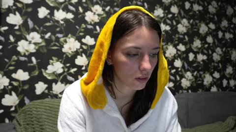 Meri  online show from February 2025 12:17:01 AM