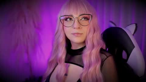 Cami independent model online show from March 2026 04:01:01 AM