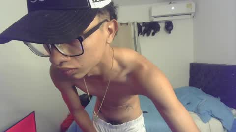 Snapshot of your_master7 chatting on March 2026 02:15:02 AM your_master7 online show from March 2026 02:15:02 AM