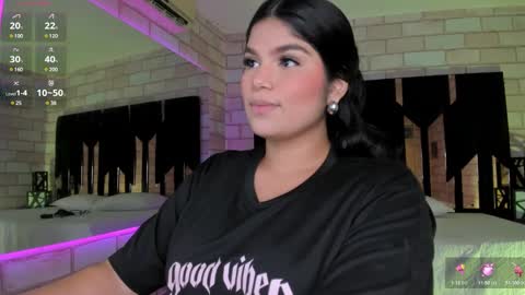Snapshot of your_naughtyangel chatting on January 2025 09:47:02 PM Evelin online show from January 2025 09:47:02 PM