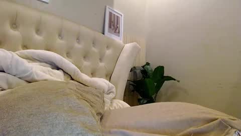 Lena online show from February 2026 06:17:01 AM