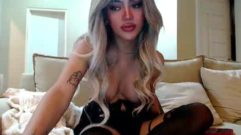 Snapshot of your_pov chatting on March 2026 09:10:01 AM Lena online show from March 2026 09:10:01 AM