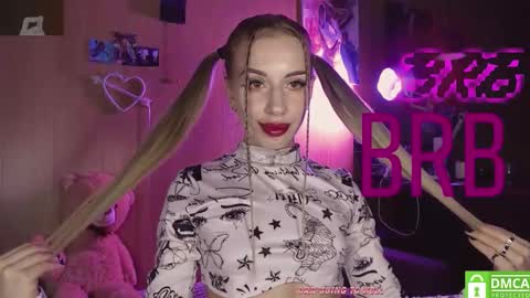 Alice  online show from November 2025 01:28:01 AM