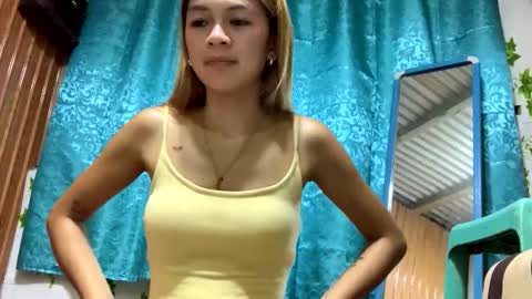 Snapshot of your_sexylady chatting on March 2026 04:13:01 PM sexylady online show from March 2026 04:13:01 PM