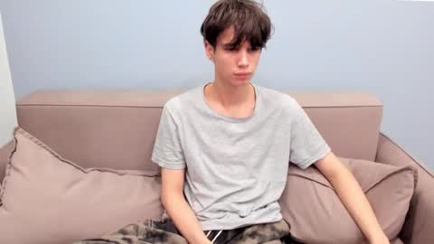 your_shy_guy online show from November 2025 05:27:02 AM