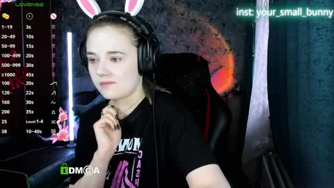 Snapshot of your_small_bunny chatting on March 2026 02:17:01 AM Molly online show from March 2026 02:17:01 AM