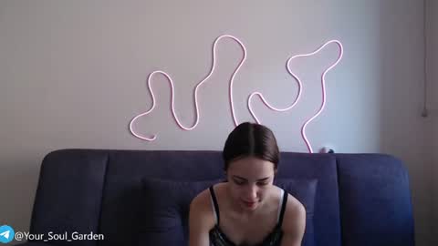 Zoe online show from July 2026 12:13:01 AM