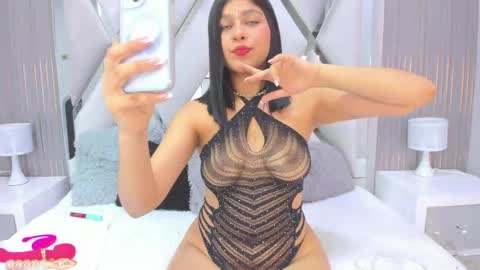 Snapshot of your_sweet_zoe chatting on May 2026 03:14:02 AM Zoe online show from May 2026 03:14:02 AM
