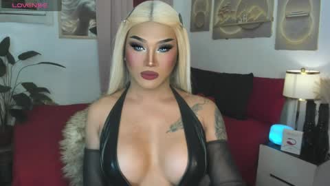 TRICXIEBELLE online show from April 2026 08:53:02 PM