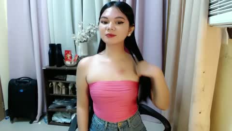 Hi its me Yna online show from December 2024 02:42:01 PM