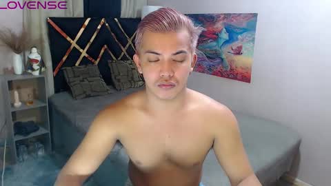 yourasian_bradley online show from October 2025 06:52:02 PM