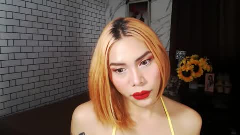 LEXI online show from October 2025 01:37:02 AM