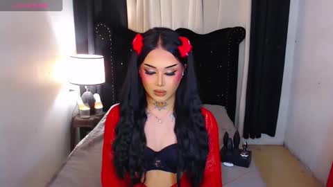 kim online show from February 2026 06:09:01 PM