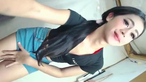 Angel online show from November 2025 06:01:01 AM