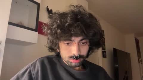 yourboo25 online show from February 2026 06:11:02 PM