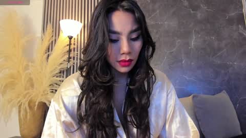 Selena online show from January 2025 04:09:01 AM