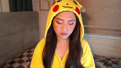 JEN  online show from January 2025 07:41:01 AM