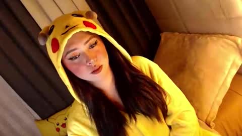 Snapshot of yourdevilsweettsx chatting on March 2026 01:28:01 PM JEN online show from March 2026 01:28:01 PM