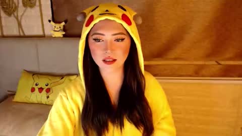 Snapshot of yourdevilsweettsx chatting on April 2026 12:43:01 PM JEN online show from April 2026 12:43:01 PM