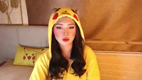 Snapshot of yourdevilsweettsx chatting on April 2026 12:36:01 PM JEN online show from April 2026 12:36:01 PM