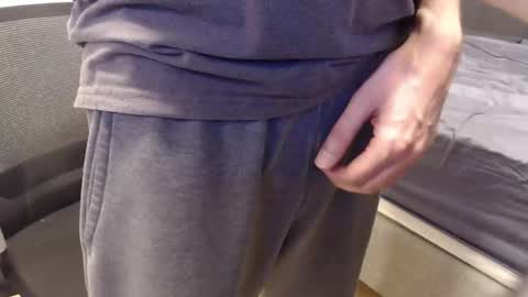 Snapshot of yourdirtysluboy chatting on April 2026 10:43:02 PM hornyedging online show from April 2026 10:43:02 PM