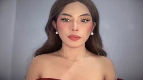 Snapshot of yourehot_pretty chatting on May 2026 12:48:02 AM Do read my bio online show from May 2026 12:48:02 AM