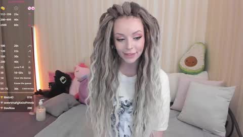 Mary online show from February 2025 11:28:02 AM