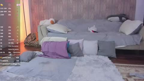 Mary online show from February 2025 10:48:01 AM