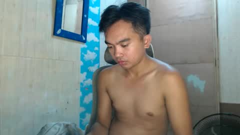 Snapshot of yourfantasyboyjr chatting on April 2026 07:41:01 PM i am your dream boy JR online show from April 2026 07:41:01 PM