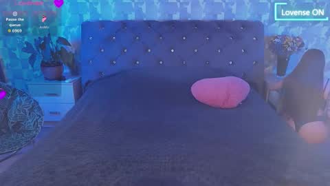 Sue online show from October 2025 06:52:01 AM