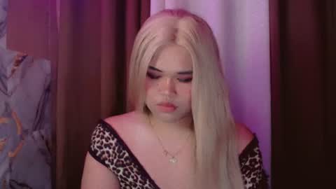 Jessica online show from April 2026 04:43:02 PM