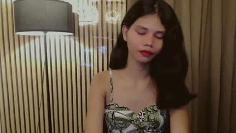 Snapshot of yourfavoratevivian chatting on November 2025 04:25:02 AM Vivian online show from November 2025 04:25:02 AM