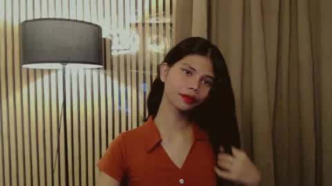 Snapshot of yourfavoratevivian chatting on November 2025 12:22:02 AM Vivian online show from November 2025 12:22:02 AM