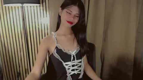 Snapshot of yourfavoratevivian chatting on November 2025 12:54:02 AM Vivian online show from November 2025 12:54:02 AM