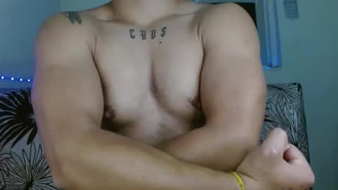 yourfavorite_bigclit online show from September 2025 10:40:01 AM