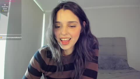 Snapshot of yourfreakygirl chatting on April 2026 09:16:01 PM Helena online show from April 2026 09:16:01 PM