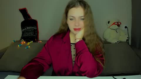 yourgem__ online show from December 2025 02:41:02 AM