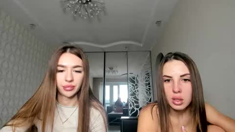 Ariella online show from November 2025 10:04:02 AM