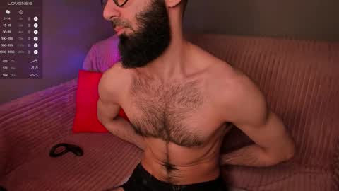 Snapshot of yourhairysecret chatting on March 2026 09:31:02 PM HAIRY wants to have a great time online show from March 2026 09:31:02 PM