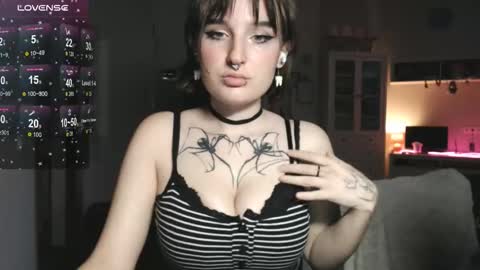 Snapshot of yourhanna_ chatting on November 2025 02:07:02 PM hanna online show from November 2025 02:07:02 PM