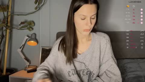 Aida online show from December 2024 12:11:02 PM