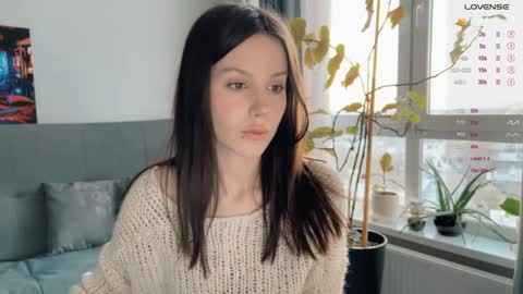 Aida online show from December 2024 09:46:02 AM